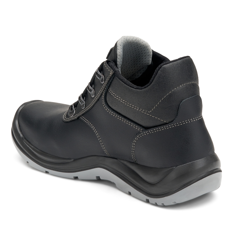 GIASCO CAMBRIDGE S3 SRC ACTION